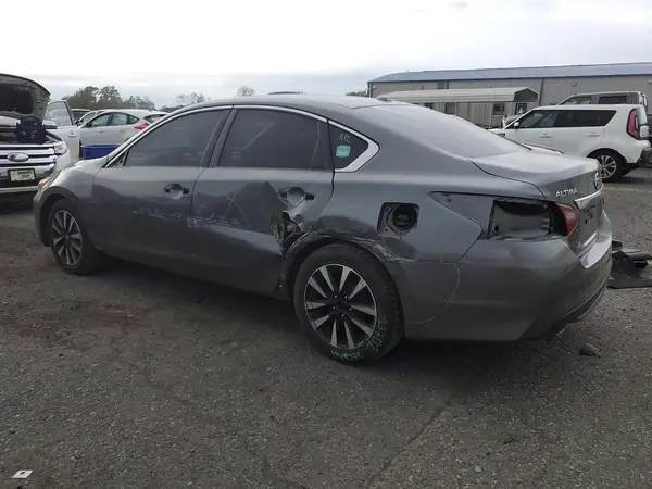 1N4AL3AP3JC122155 2018 NISSAN ALTIMA - Image 2