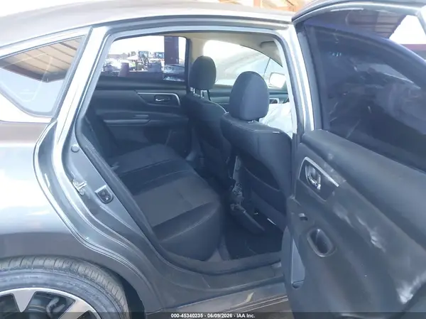 1N4AL3AP3JC123127 2018 NISSAN ALTIMA - Image 8