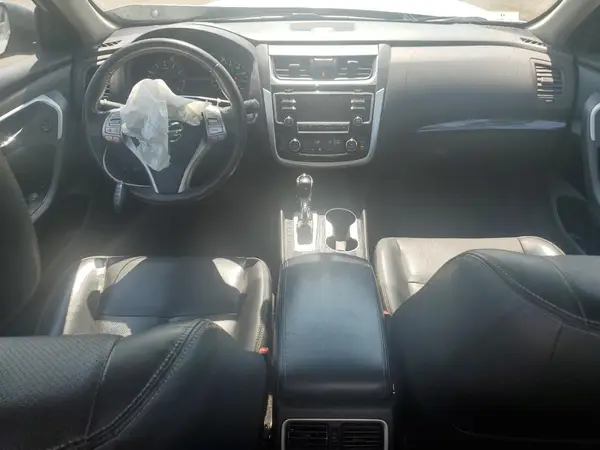 1N4AL3AP3JC125055 2018 NISSAN ALTIMA - Image 8