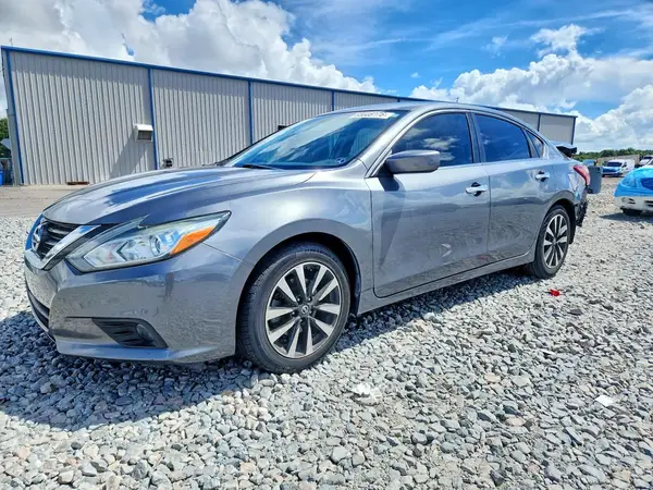 1N4AL3AP3JC126075 2018 NISSAN ALTIMA - Image 1
