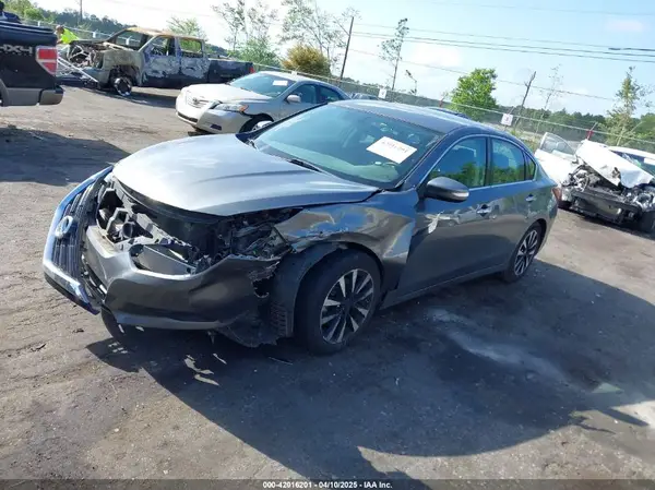 1N4AL3AP3JC127999 2018 NISSAN ALTIMA - Image 2