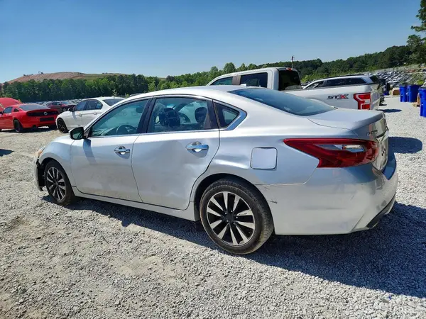 1N4AL3AP3JC128439 2018 NISSAN ALTIMA - Image 2