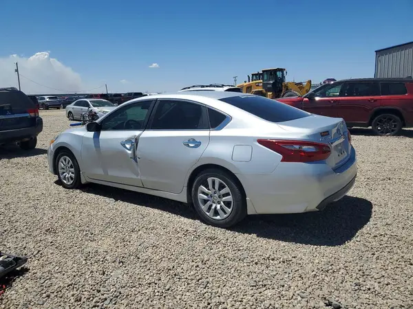1N4AL3AP3JC128974 2018 NISSAN ALTIMA - Image 2