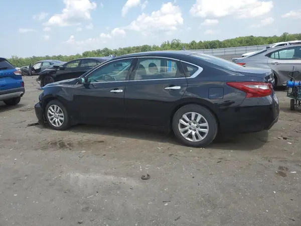 1N4AL3AP3JC129543 2018 NISSAN ALTIMA - Image 2