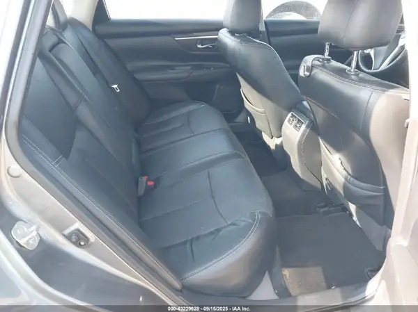 1N4AL3AP3JC130045 2018 NISSAN ALTIMA - Image 8