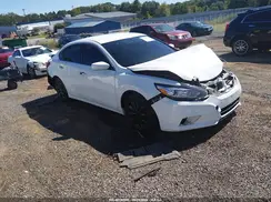 1N4AL3AP3JC130577 2018 NISSAN ALTIMA