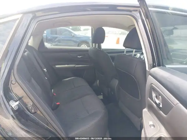 1N4AL3AP3JC131261 2018 NISSAN ALTIMA - Image 8