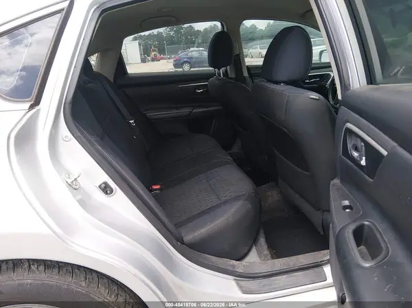 1N4AL3AP3JC132667 2018 NISSAN ALTIMA - Image 8
