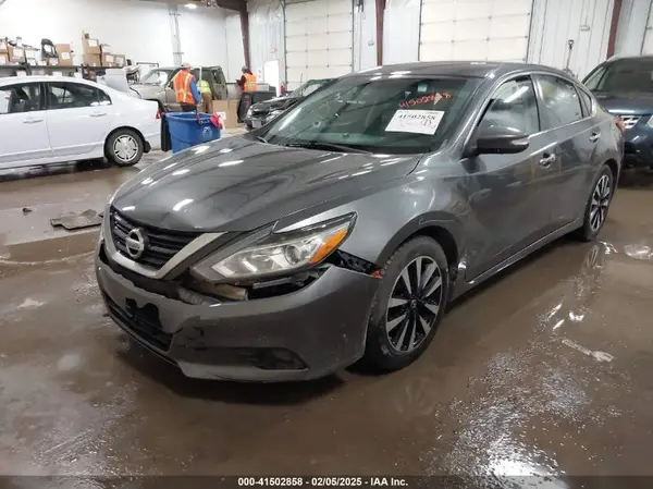 1N4AL3AP3JC134032 2018 NISSAN ALTIMA - Image 2