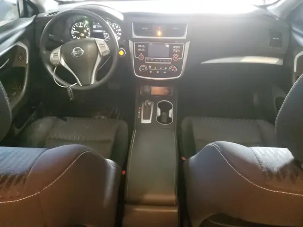1N4AL3AP3JC136086 2018 NISSAN ALTIMA - Image 8