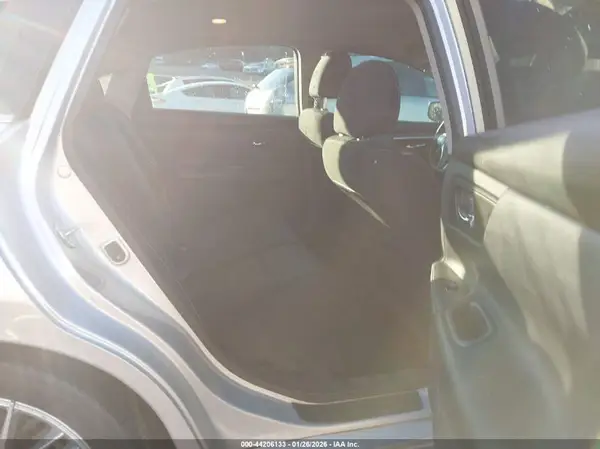 1N4AL3AP3JC136878 2018 NISSAN ALTIMA - Image 8