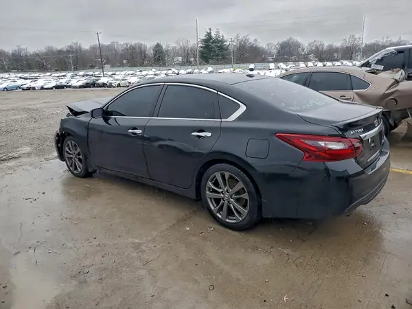 1N4AL3AP3JC138985 2018 NISSAN ALTIMA - Image 2