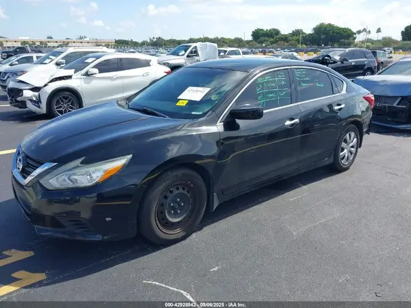 1N4AL3AP3JC141370 2018 NISSAN ALTIMA - Image 2