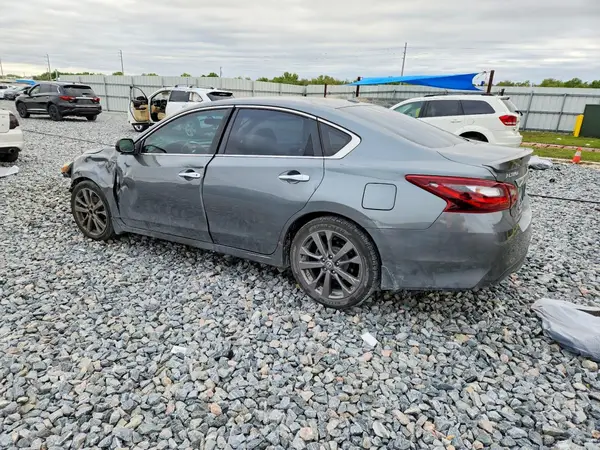 1N4AL3AP3JC142096 2018 NISSAN ALTIMA - Image 2
