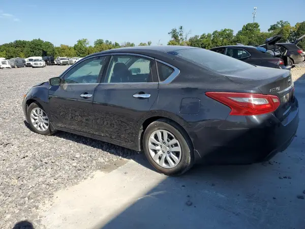 1N4AL3AP3JC142468 2018 NISSAN ALTIMA - Image 2
