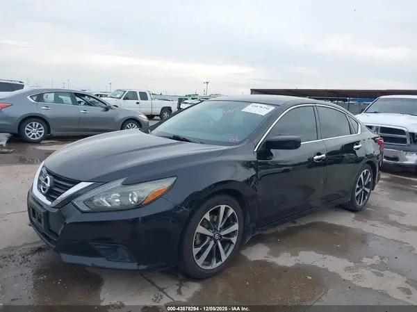 1N4AL3AP3JC143412 2018 NISSAN ALTIMA - Image 2