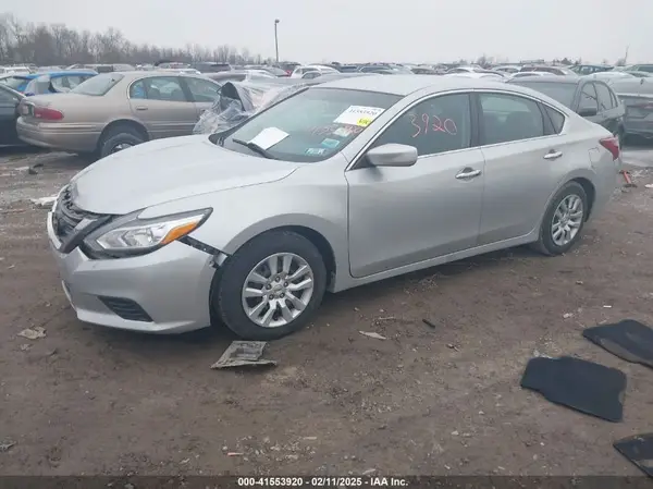 1N4AL3AP3JC144320 2018 NISSAN ALTIMA - Image 2