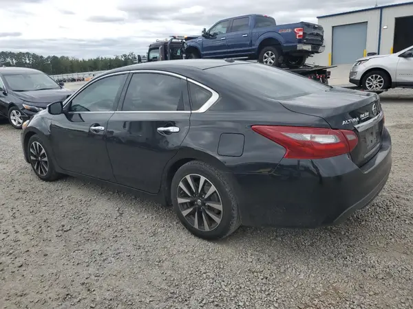 1N4AL3AP3JC147055 2018 NISSAN ALTIMA - Image 2