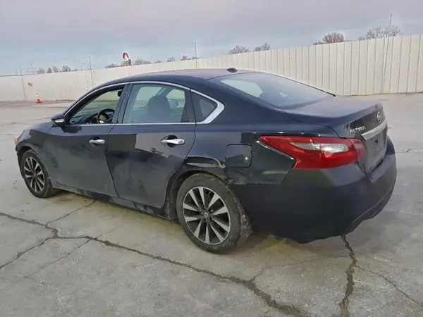 1N4AL3AP3JC147184 2018 NISSAN ALTIMA - Image 2