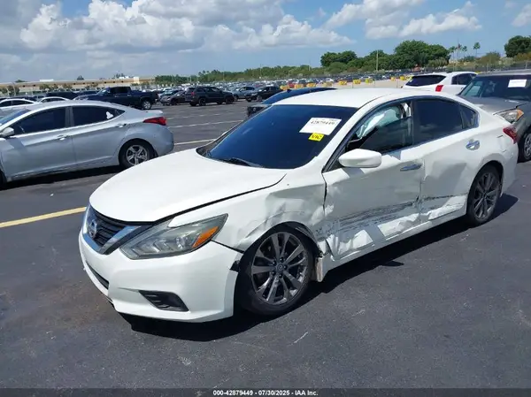 1N4AL3AP3JC149954 2018 NISSAN ALTIMA - Image 2