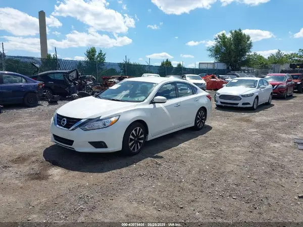 1N4AL3AP3JC151574 2018 NISSAN ALTIMA - Image 2