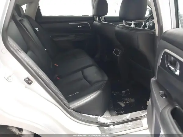 1N4AL3AP3JC152000 2018 NISSAN ALTIMA - Image 8