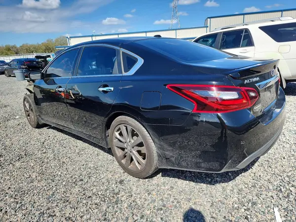 1N4AL3AP3JC152322 2018 NISSAN ALTIMA - Image 2