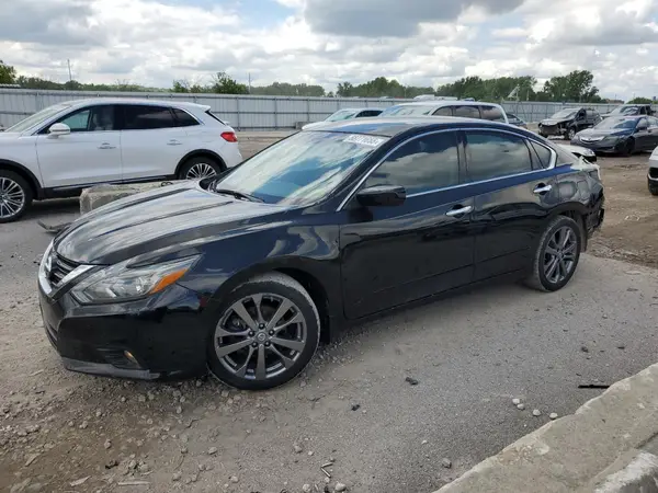 1N4AL3AP3JC152353 2018 NISSAN ALTIMA - Image 1