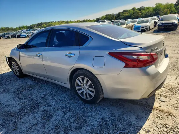 1N4AL3AP3JC153860 2018 NISSAN ALTIMA - Image 2