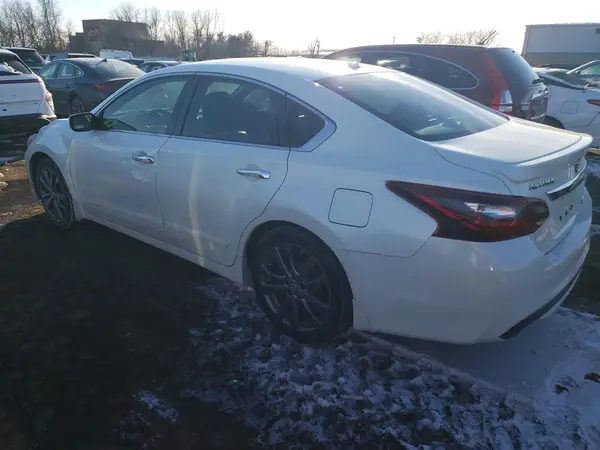1N4AL3AP3JC154166 2018 NISSAN ALTIMA - Image 2