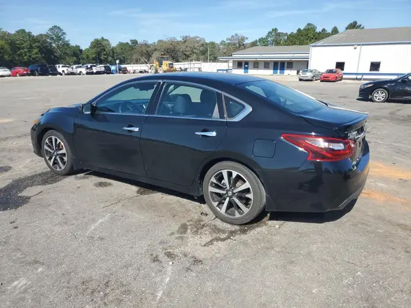 1N4AL3AP3JC154698 2018 NISSAN ALTIMA - Image 2