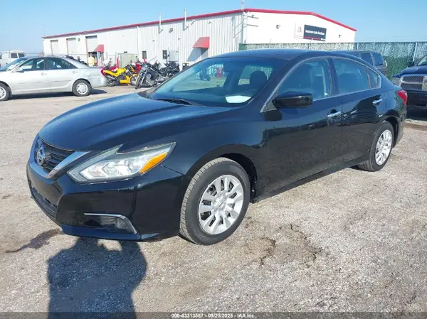 1N4AL3AP3JC155110 2018 NISSAN ALTIMA - Image 2