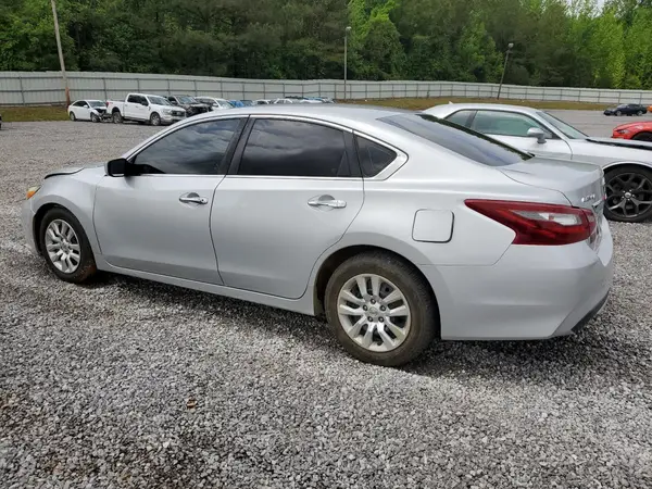 1N4AL3AP3JC157830 2018 NISSAN ALTIMA - Image 2