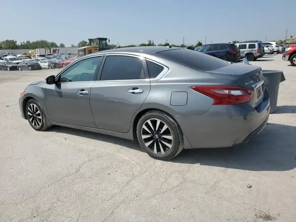 1N4AL3AP3JC158377 2018 NISSAN ALTIMA - Image 2