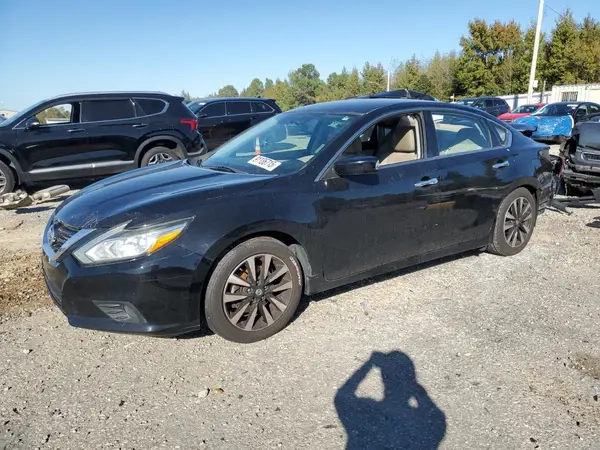 1N4AL3AP3JC158847 2018 NISSAN ALTIMA - Image 1