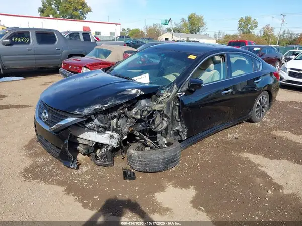1N4AL3AP3JC160341 2018 NISSAN ALTIMA - Image 2