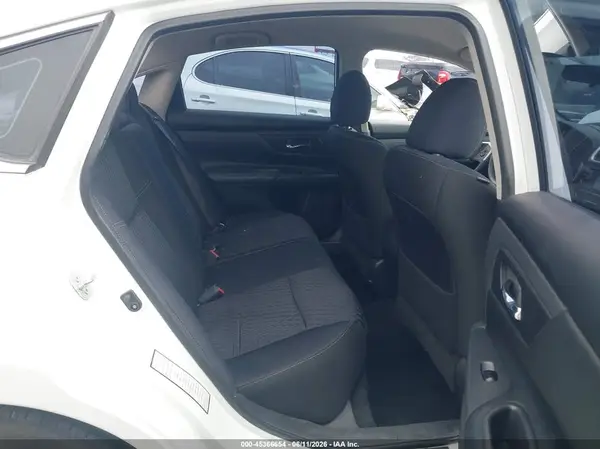 1N4AL3AP3JC161151 2018 NISSAN ALTIMA - Image 8