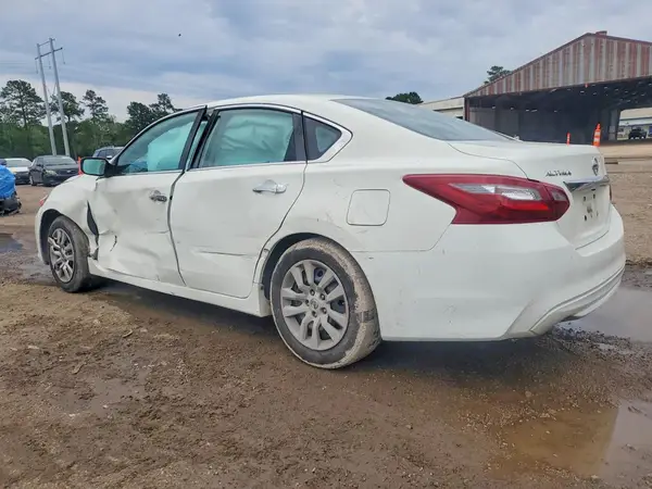 1N4AL3AP3JC161487 2018 NISSAN ALTIMA - Image 2