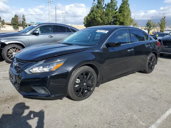 1N4AL3AP3JC164339 2018 NISSAN ALTIMA - Image 1