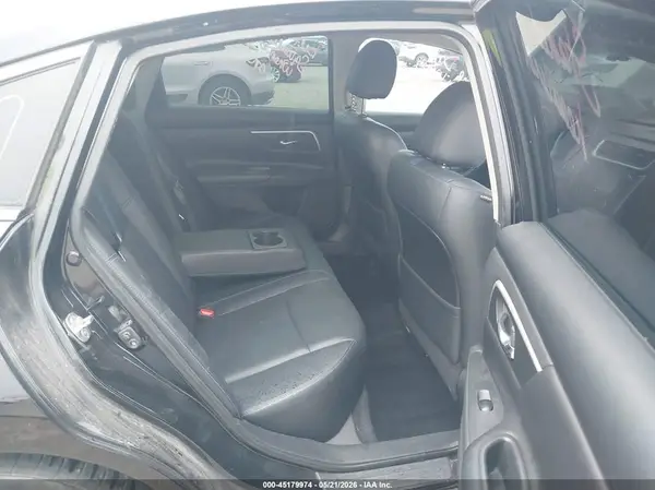 1N4AL3AP3JC164583 2018 NISSAN ALTIMA - Image 8