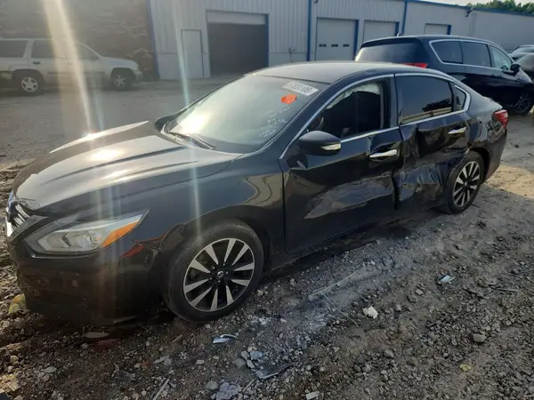 1N4AL3AP3JC164597 2018 NISSAN ALTIMA - Image 1