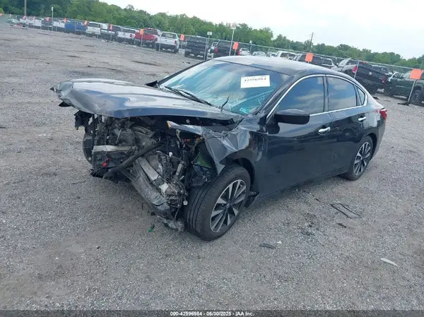 1N4AL3AP3JC166138 2018 NISSAN ALTIMA - Image 2