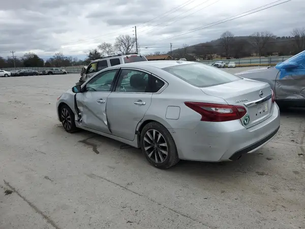 1N4AL3AP3JC169203 2018 NISSAN ALTIMA - Image 2