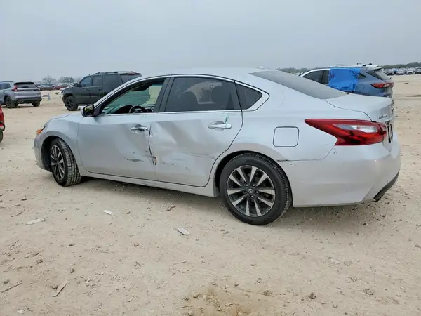1N4AL3AP3JC170495 2018 NISSAN ALTIMA - Image 2