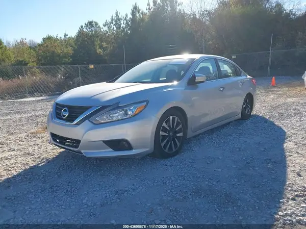 1N4AL3AP3JC171050 2018 NISSAN ALTIMA - Image 2