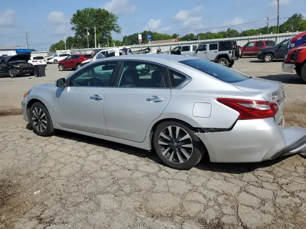 1N4AL3AP3JC171369 2018 NISSAN ALTIMA - Image 2