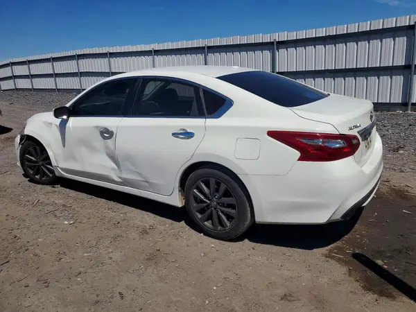 1N4AL3AP3JC173218 2018 NISSAN ALTIMA - Image 2