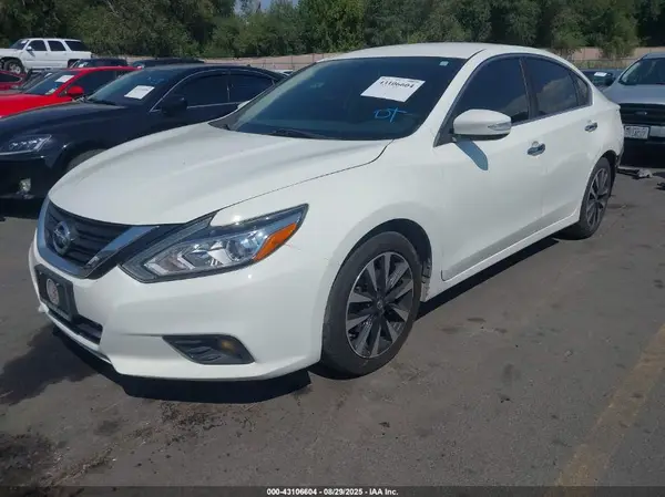 1N4AL3AP3JC173431 2018 NISSAN ALTIMA - Image 2