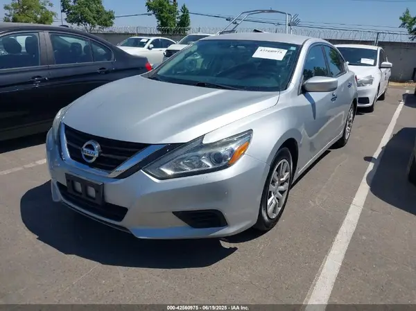 1N4AL3AP3JC174644 2018 NISSAN ALTIMA - Image 2