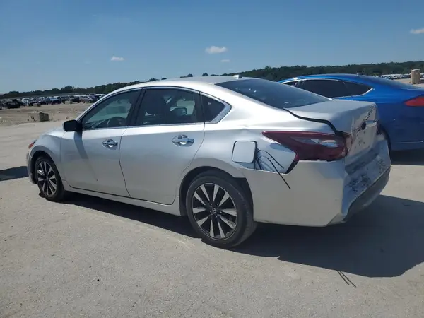 1N4AL3AP3JC177317 2018 NISSAN ALTIMA - Image 2